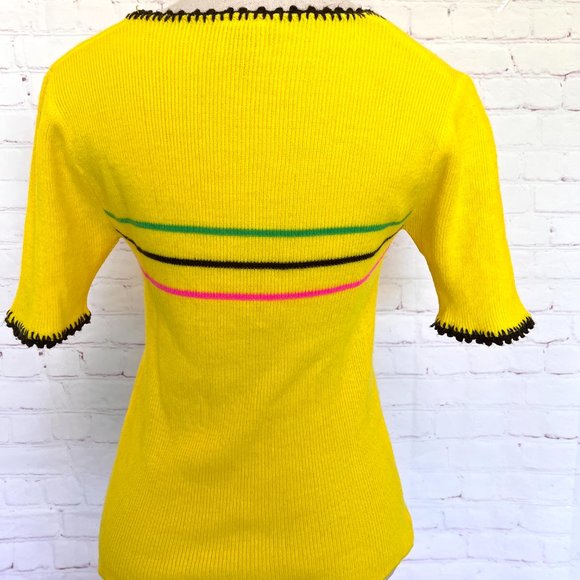 70's Bright Yellow Short Sleeve Sweater - Size 36 - Medium - Picture 8 of 11